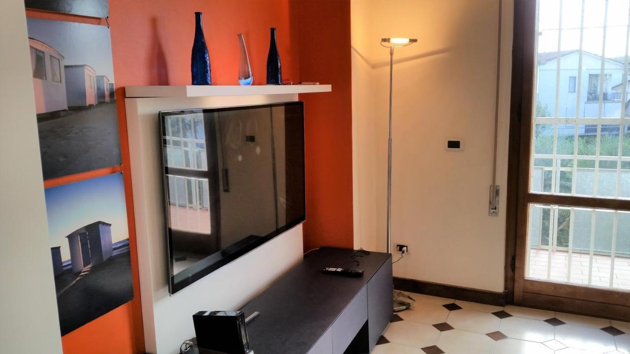 Happy King Apartamento Lido di Camaiore Exterior foto